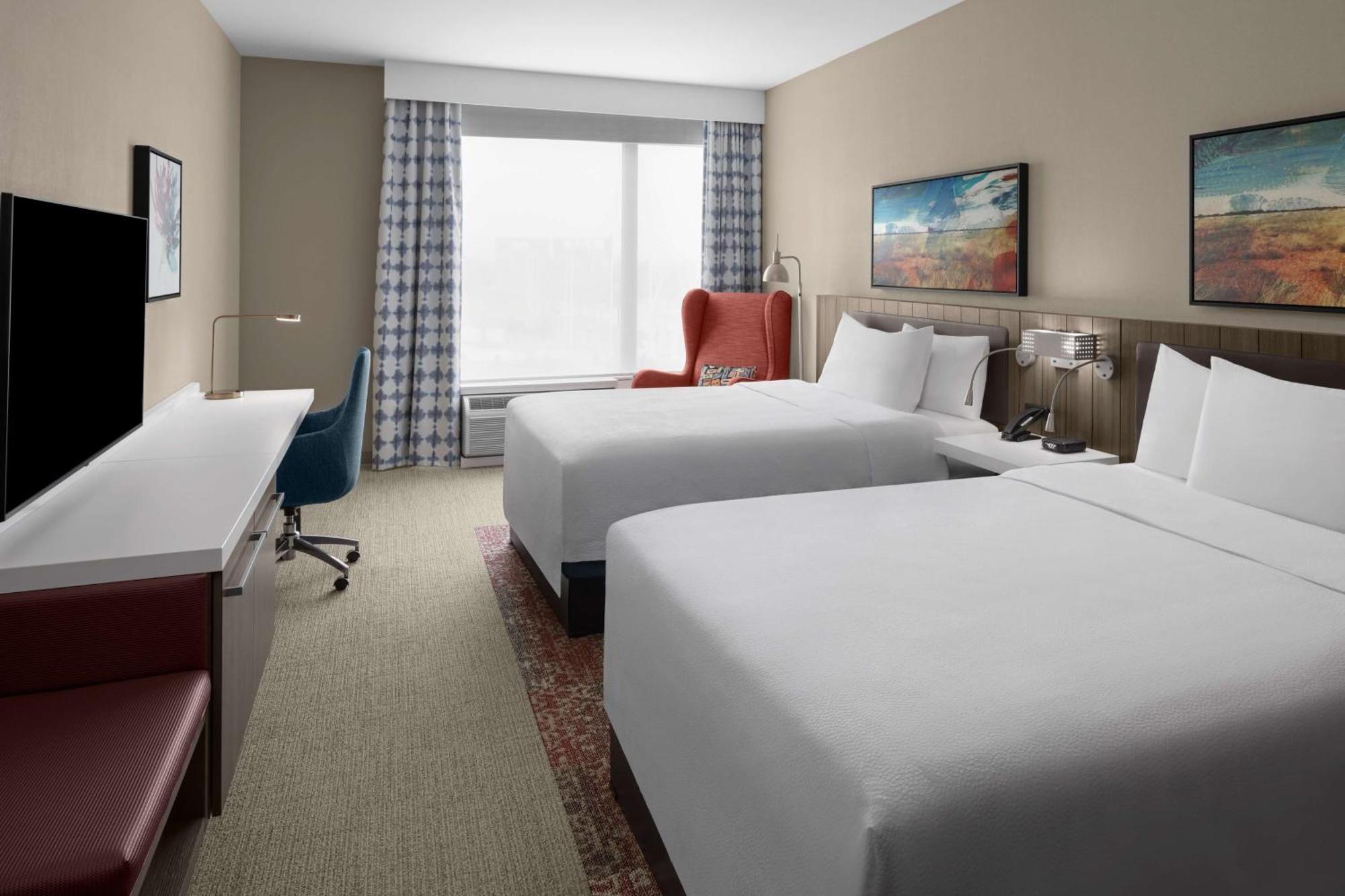 Hilton Garden Inn Grand Prairie At Epiccentral Exterior foto